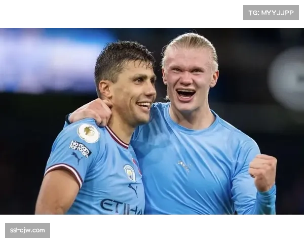 半场战报：曼城2-0领先拜仁，福登、罗德里先后远射破门